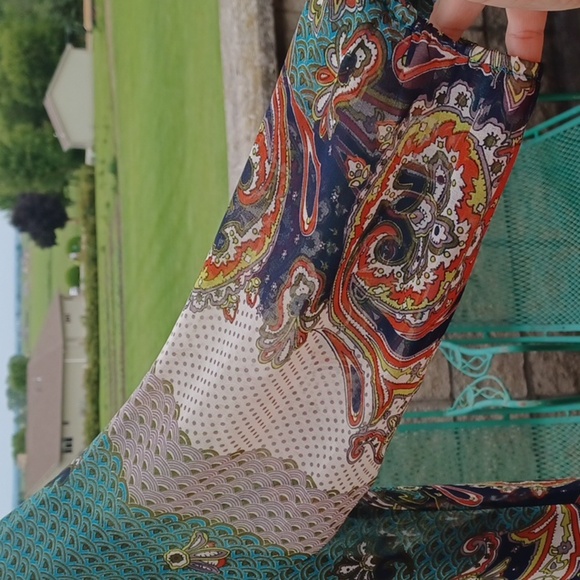 Vanilla Star Green paisley semi-sheer tunic, beaded - Picture 3 of 9